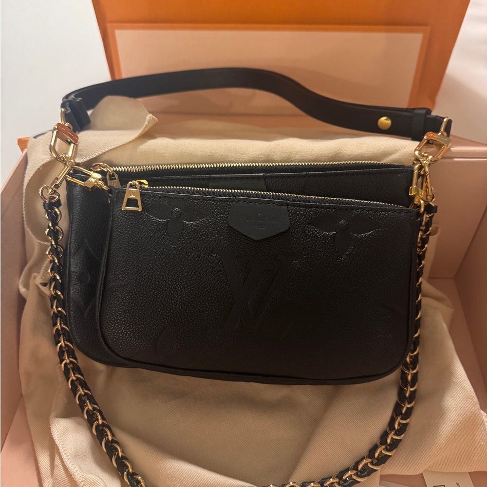 Louis Vuitton Multi Pochette Accessoires Empreinte Black Leather